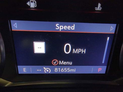 Used 2021 Chevrolet Traverse LT w/ LT Premium Package image 12