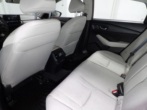 Used 2025 Honda Accord LX image 13