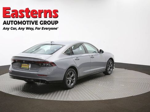 Used 2025 Honda Accord EX-L image 42