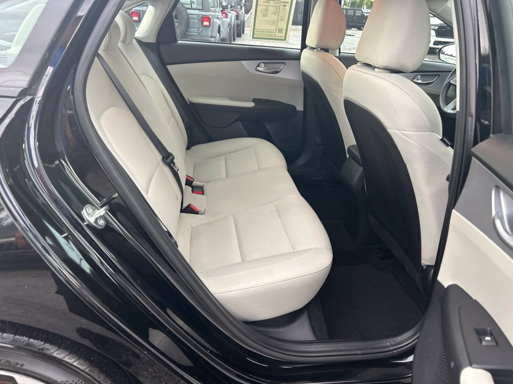 Used 2023 Kia Forte LXS FWD image 27