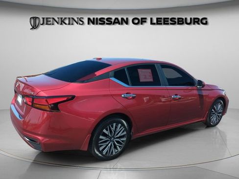 Certified 2023 Nissan Altima 2.5 SV FWD image 6