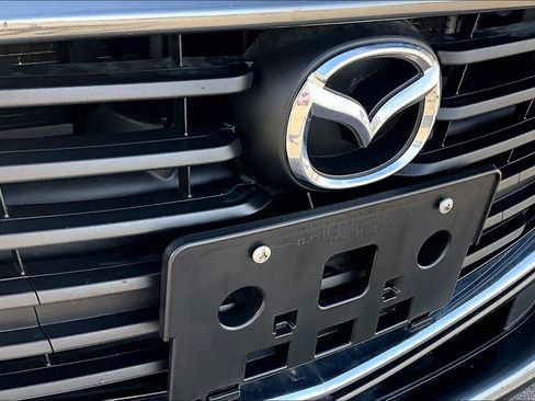 Used 2017 MAZDA MAZDA3 Touring w/ Popular Equipment Package image 23