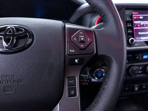 Used 2021 Toyota Tacoma TRD Pro AWD/4WD image 33