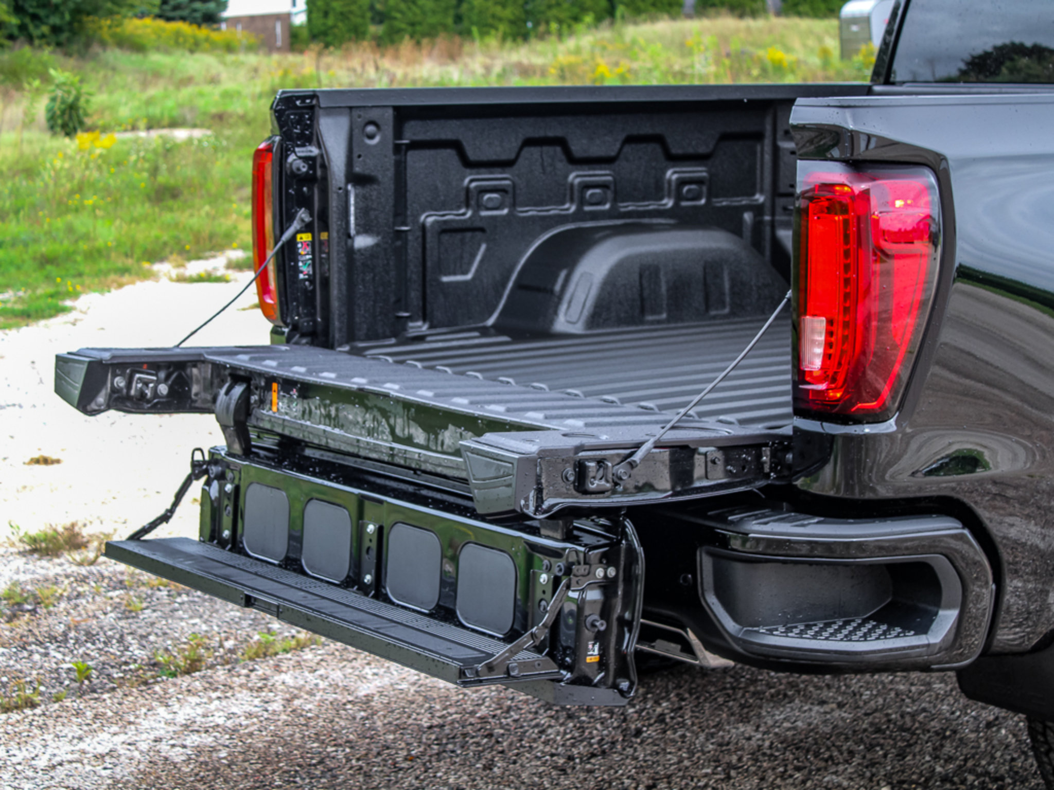 New 2026 GMC Sierra 1500 AT4 w/ Technology Package AWD/4WD image 8