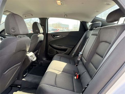 Used 2022 Chevrolet Malibu LT image 13