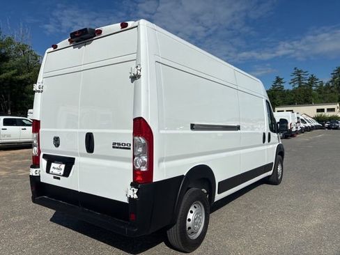 Used 2023 RAM ProMaster 2500 FWD image 7
