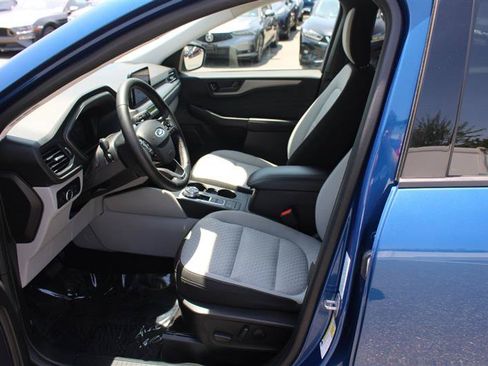 Used 2023 Ford Escape Active AWD/4WD image 9