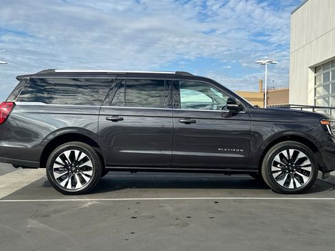 New 2026 Ford Expedition Max Platinum w/ Driver's Package image 2