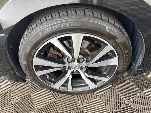 Used 2017 Nissan Maxima 3.5 SL FWD image 30