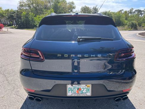 Used 2018 Porsche Macan Sport Edition AWD/4WD image 4