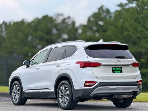 Used 2019 Hyundai Santa Fe SEL FWD image 8