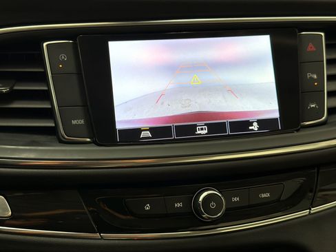 Used 2024 Buick Enclave Essence w/ Experience Buick Package FWD image 24