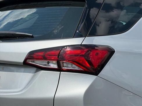 Used 2022 Chevrolet Equinox LS w/ LPO, Floor Liner Package AWD/4WD image 22