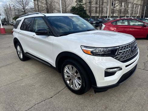 Used 2020 Ford Explorer Limited w/ Class III Trailer Tow Package image 9