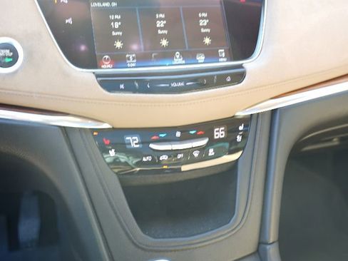 Used 2017 Cadillac XT5 Platinum w/ Driver Assist Package image 12