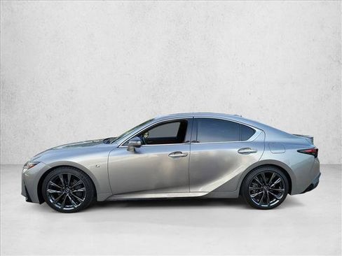 Used 2022 Lexus IS 350 F Sport RWD image 8