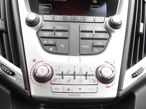Used 2017 GMC Terrain SLT FWD image 27