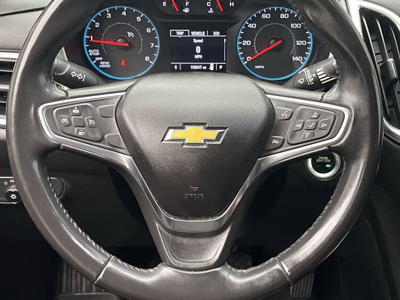 Used 2018 Chevrolet Equinox LT AWD/4WD image 13