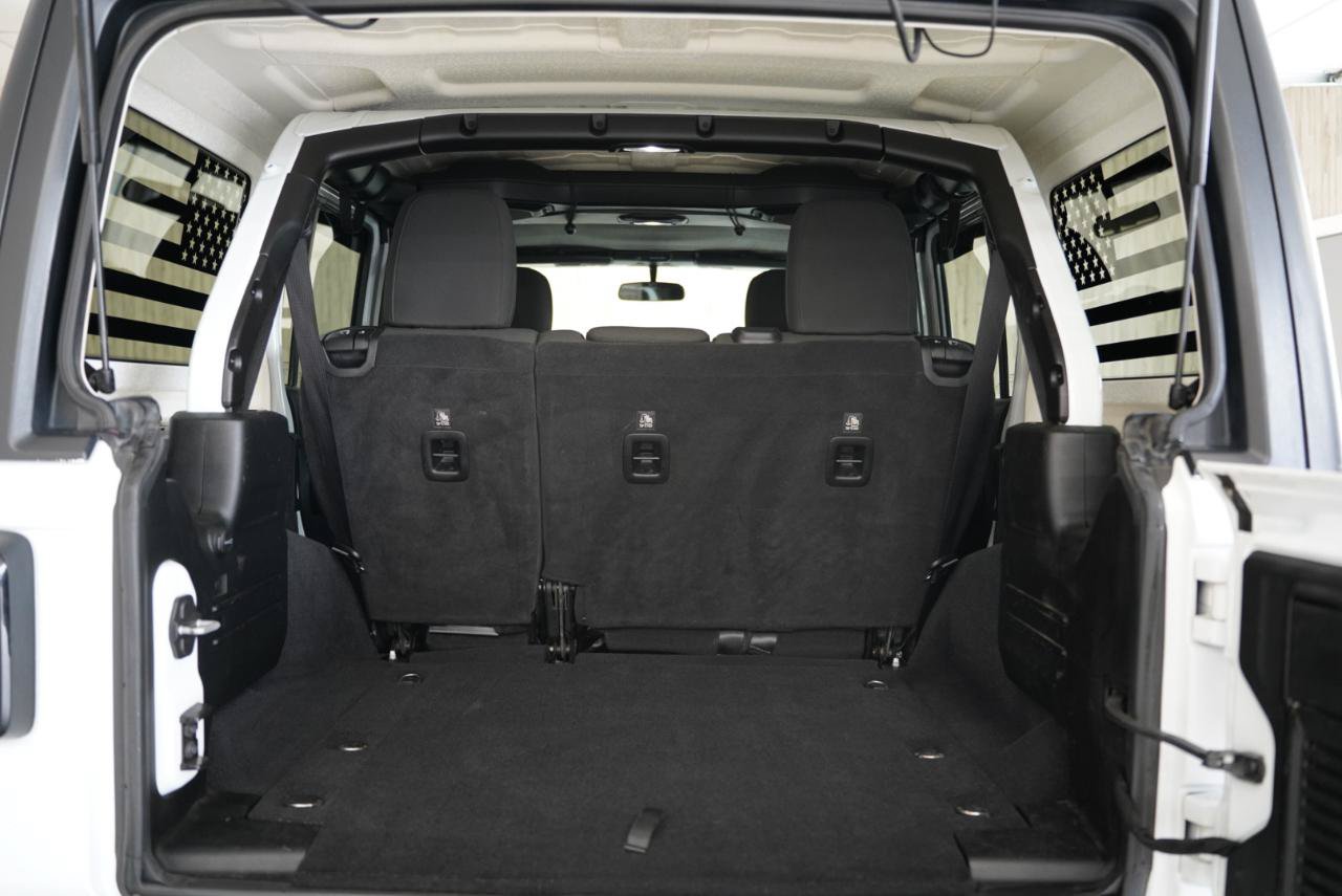 Used 2018 Jeep Wrangler Unlimited Sport S AWD/4WD image 39