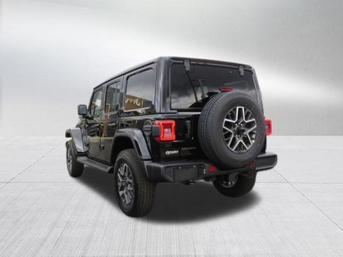 New 2026 Jeep Wrangler Sahara image 4