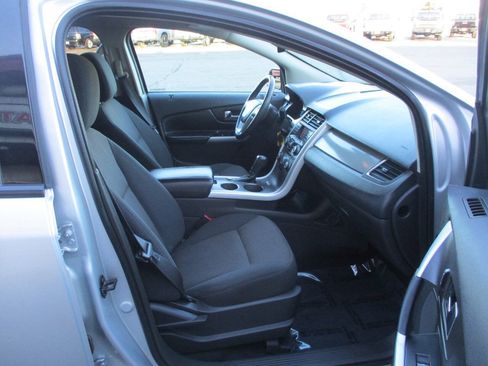 Used 2013 Ford Edge SEL FWD image 24