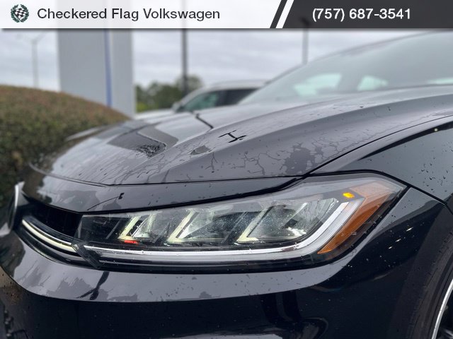 Used 2025 Volkswagen Jetta Sport FWD image 11