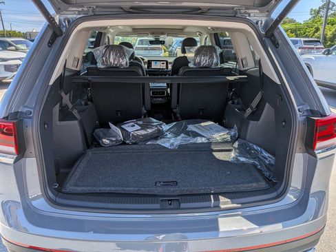 New 2026 Volkswagen Atlas SE FWD image 30