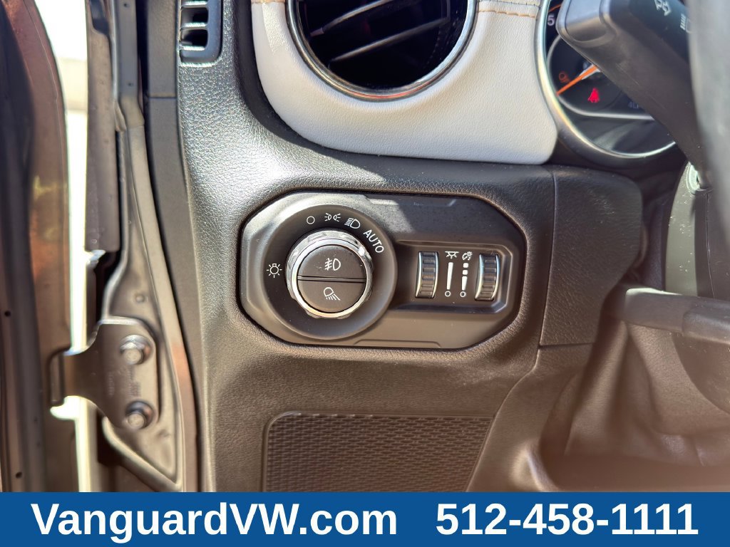 Used 2021 Jeep Gladiator Overland AWD/4WD image 20