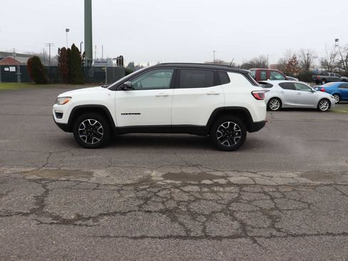 Used 2019 Jeep Compass Trailhawk w/ Cold Weather Group image 8