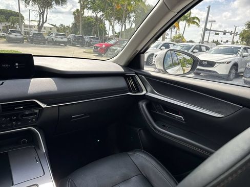 Used 2024 MAZDA CX-90 Plug-In Hybrid w/ Preferred AWD/4WD image 15