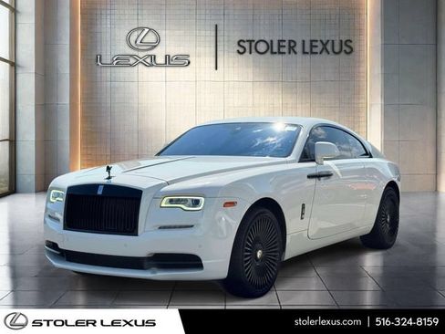Used 2017 Rolls-Royce Wraith RWD image 3