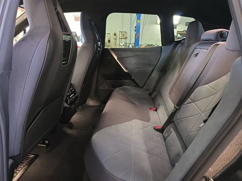 Used 2023 BMW iX xDrive50 w/ Premium Package AWD/4WD image 5