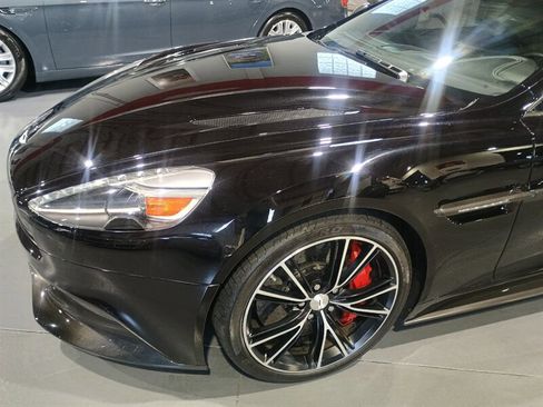 Used 2014 Aston Martin Vanquish Coupe image 15