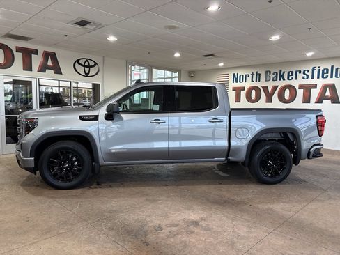 Used 2025 GMC Sierra 1500 Elevation RWD image 7