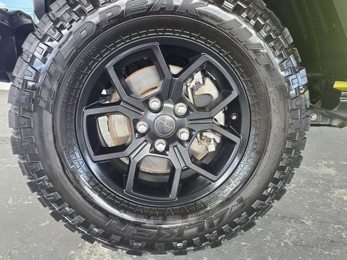 Used 2024 Jeep Wrangler Willys image 78