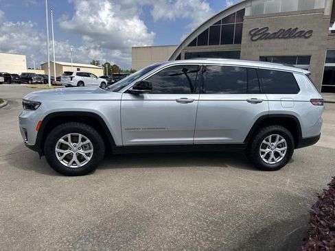 Used 2022 Jeep Grand Cherokee L Limited AWD/4WD image 8