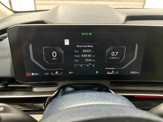 Certified 2025 Kia Carnival SX Prestige FWD image 18
