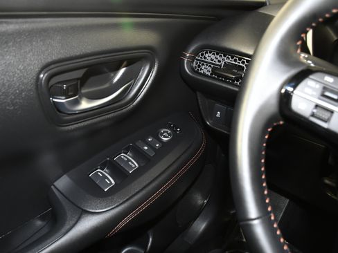 Used 2026 Honda HR-V Sport image 32