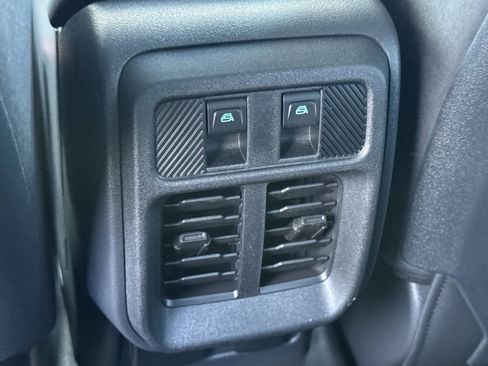 New 2025 Ford Bronco Badlands image 13