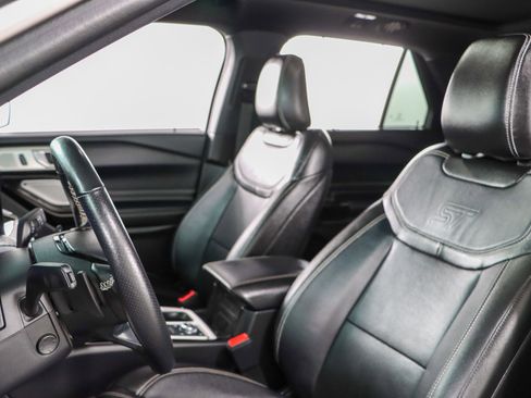 Used 2023 Ford Explorer ST w/ Equipment Group 401A image 24