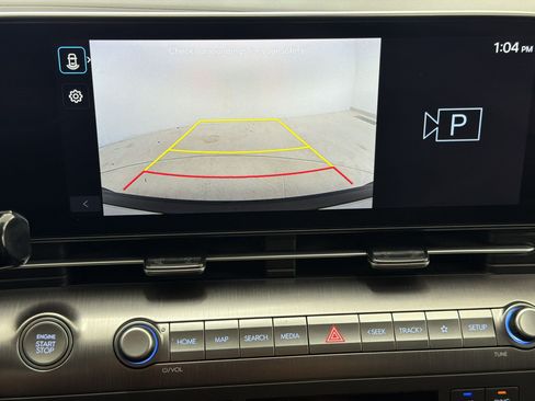 Used 2025 Hyundai Kona SEL FWD image 20