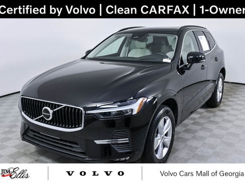 Used 2022 Volvo XC60 B5 Momentum FWD image 1