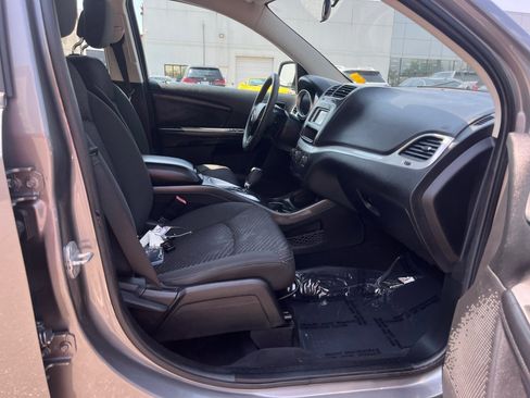 Used 2012 Dodge Journey American Value Package FWD image 29