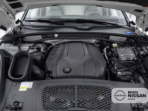 Used 2023 Porsche Macan AWD/4WD image 15