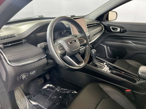 Used 2022 Jeep Compass High Altitude AWD/4WD image 9