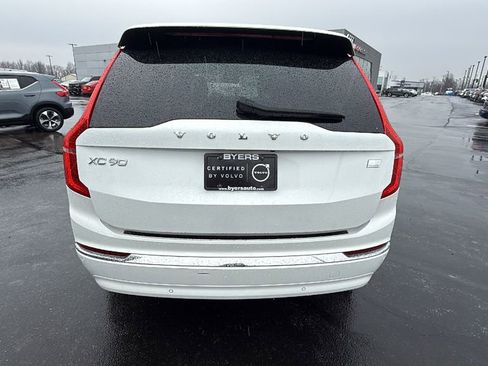 Certified 2024 Volvo XC90 T8 Plus w/ Protection Package Premier image 32
