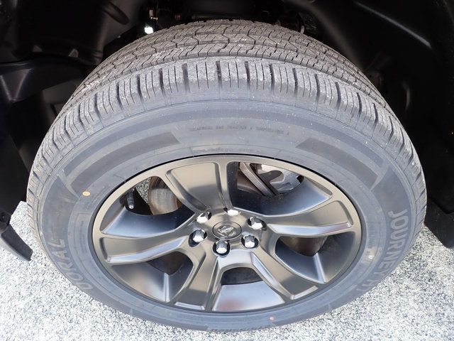 Used 2023 RAM 1500 Big Horn AWD/4WD image 12