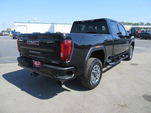 Used 2022 GMC Sierra 2500 AT4 w/ Gooseneck/5TH Wheel Package AWD/4WD image 4