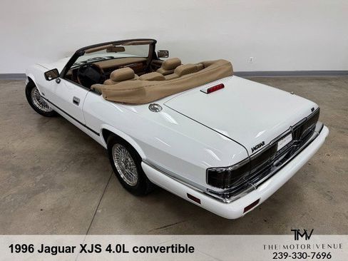 Used 1996 Jaguar XJS 4.0 Convertible RWD image 25