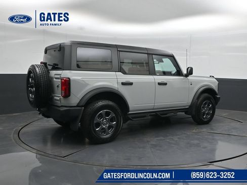 Used 2024 Ford Bronco Big Bend AWD/4WD image 2